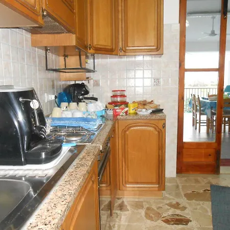 Ro.ma. Bed & Breakfast Barcellona-Pozzo di Gotto